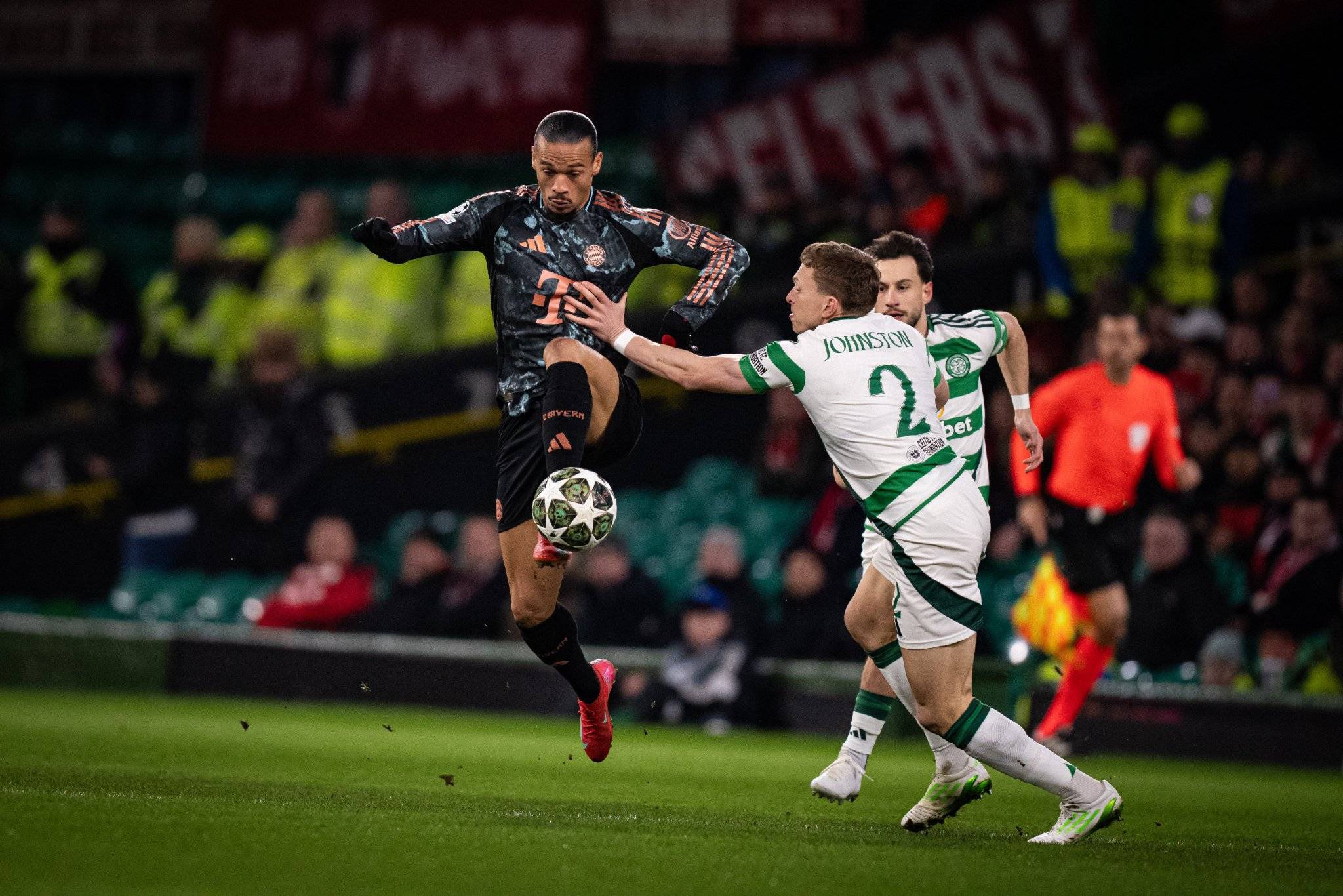 尤文图斯客场挑战拜仁:欧冠四分之一决战启幕的简单介绍 尤文图斯客场挑战拜仁:欧冠四分之一决战启幕的简单介绍