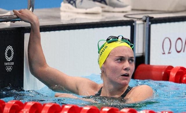 巴西游泳选手成功卫冕女子项目冠军