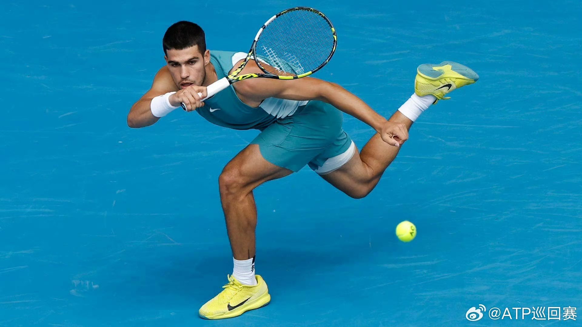 关于澳网鏖战法网，阿尔卡拉斯惊艳四座的信息