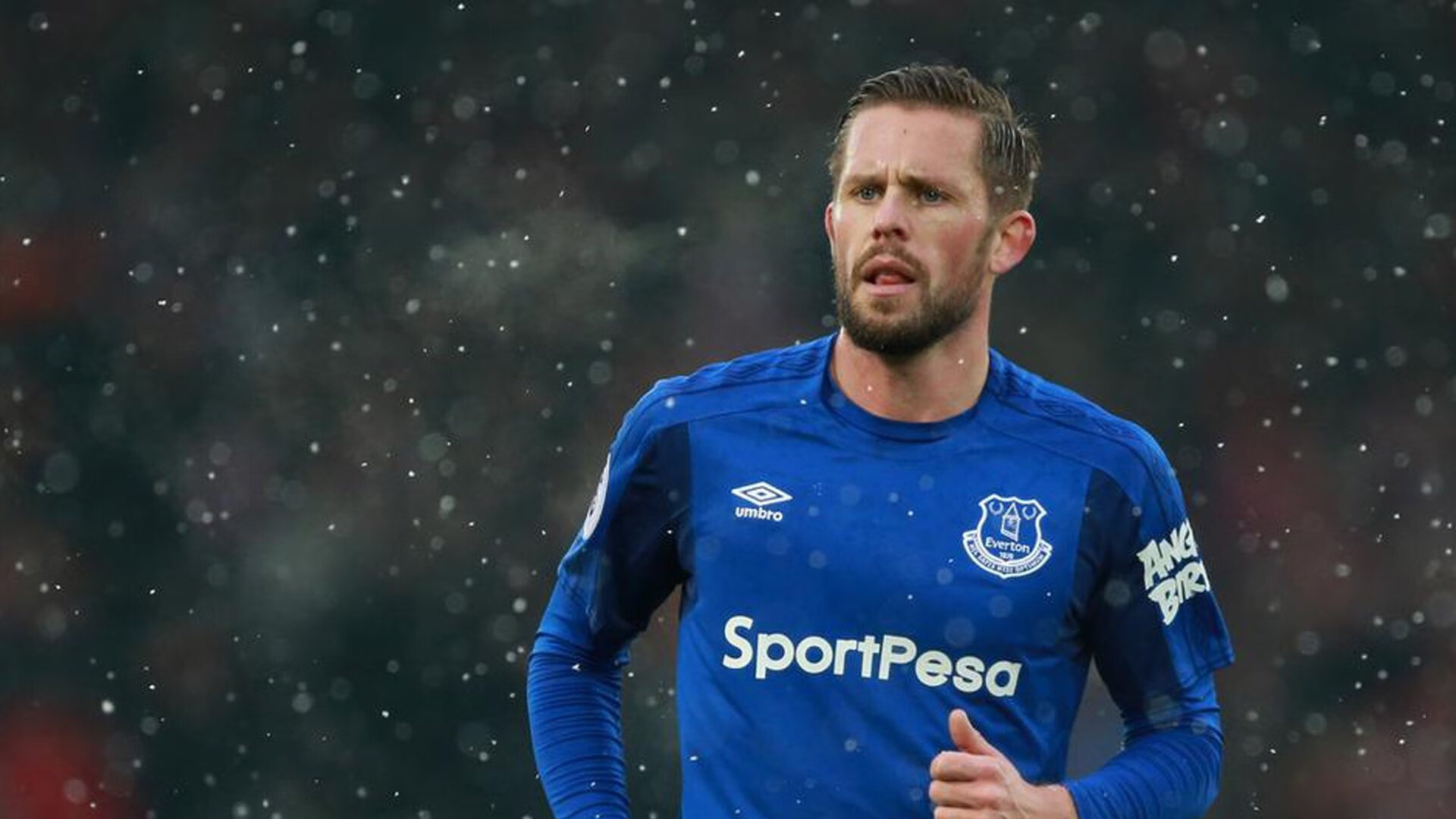 当欧冠淘汰赛的焦点战遇上NBA加时奇迹，活塞与魔术的篮球史诗